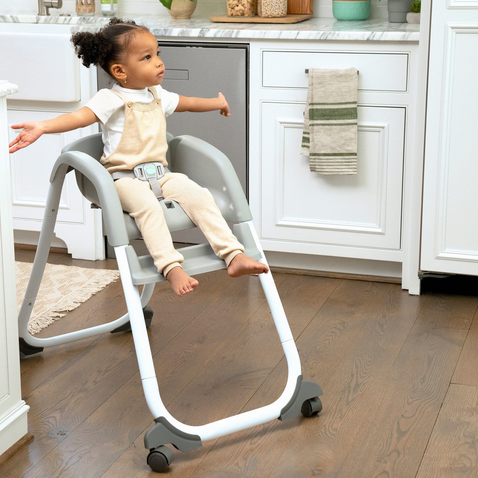Full Courseâ„¢ SmartCleanâ„¢ 6-in-1 High Chair â€“ Slateâ„¢