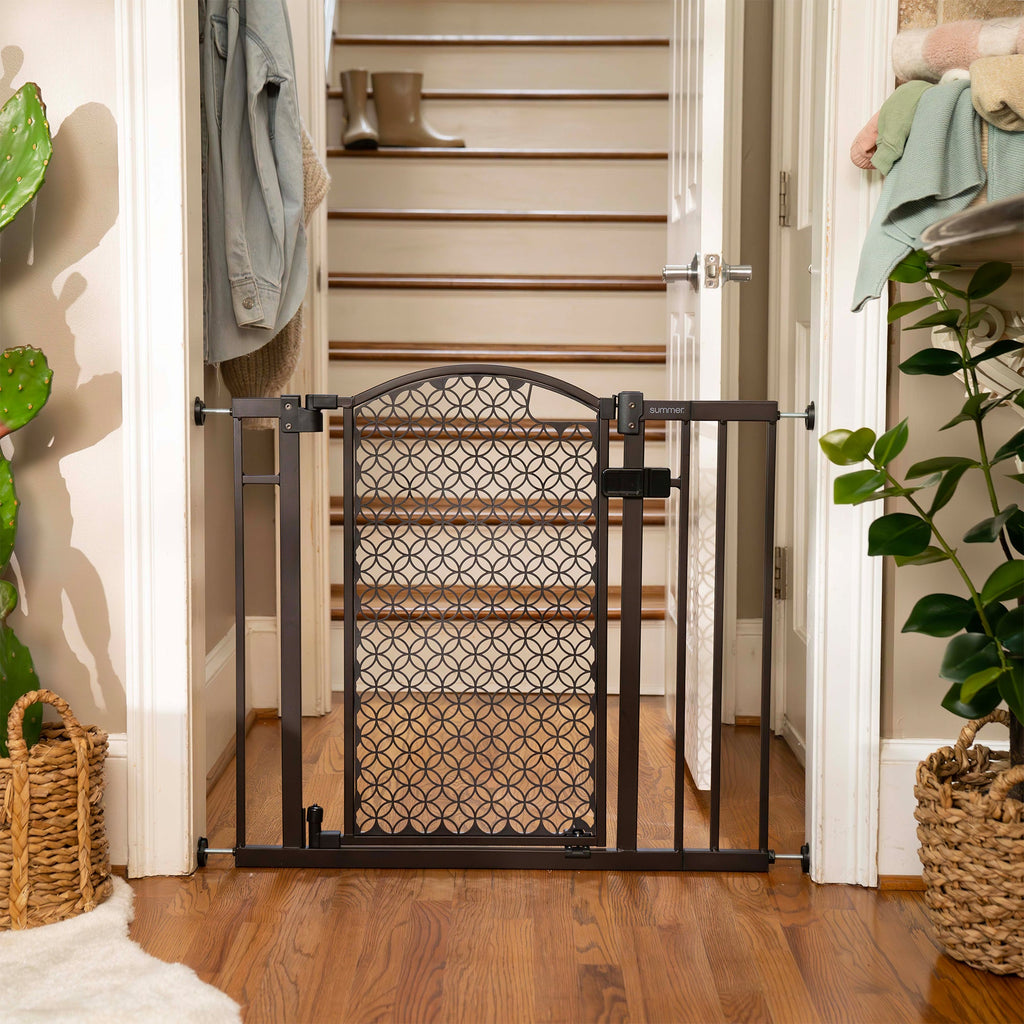 The Doorway 42W Seriesâ„¢ Gate - Espresso