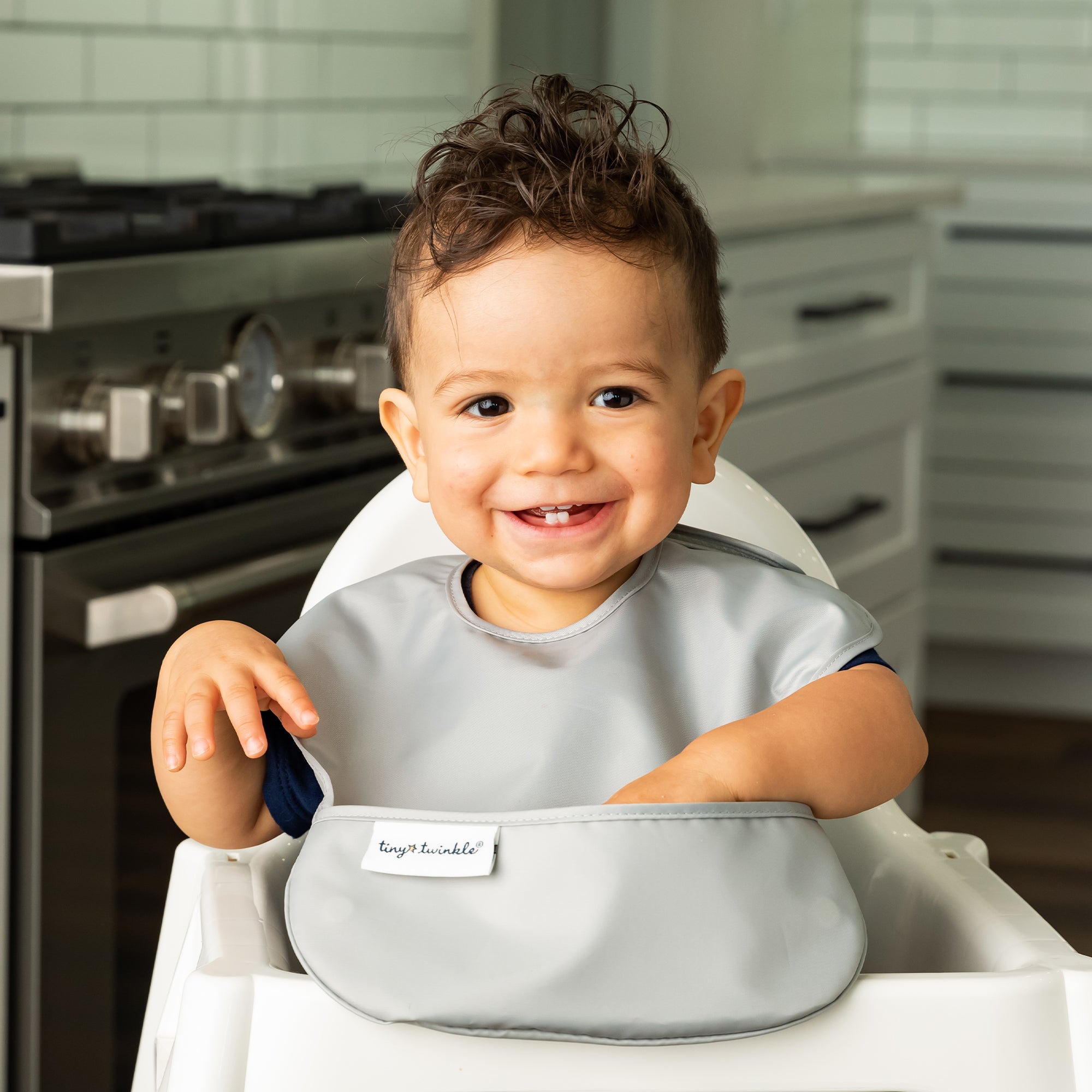Mess-Proof Easy Bib