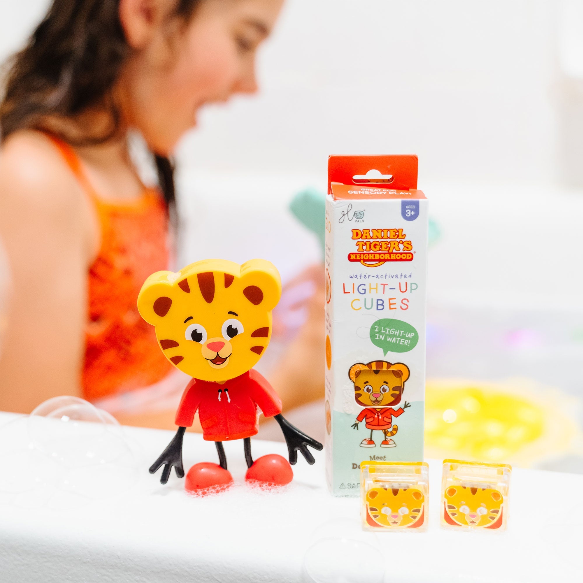 Licensed Light Up Cubes 4pk