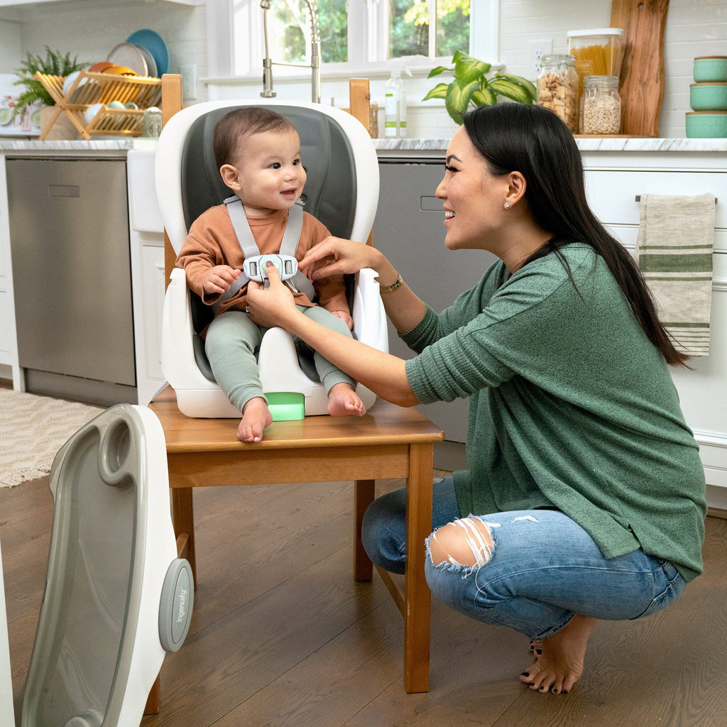 Full Courseâ„¢ SmartCleanâ„¢ 6-in-1 High Chair â€“ Slateâ„¢