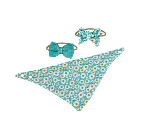 3 pc Muslin Reversible Bib with 2 Headbands Set: Aqua Daisy