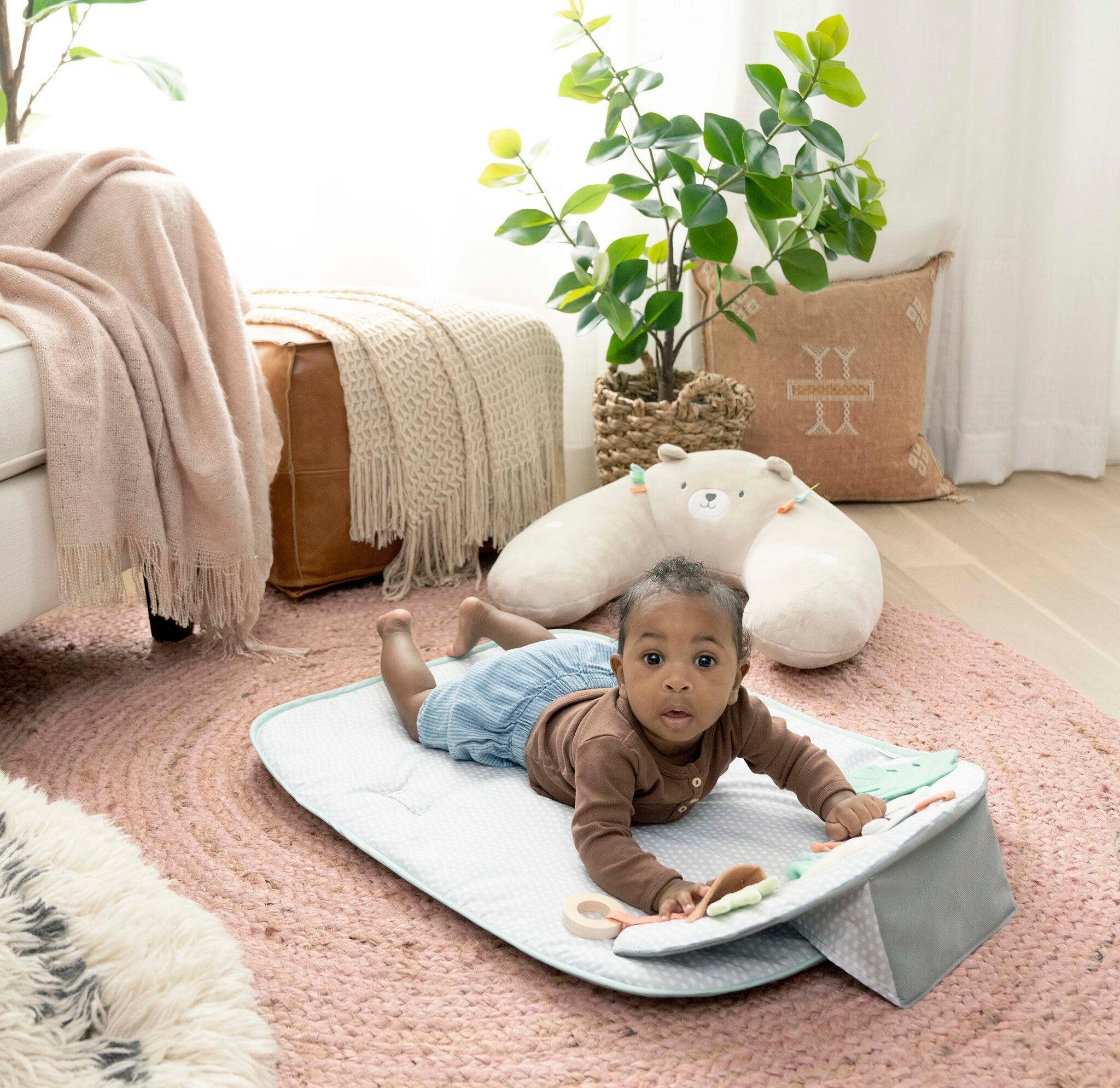 Cozy Propâ„¢ 4-in-1 Sit Up & Prop Activity MatÂ  - Nateâ„¢