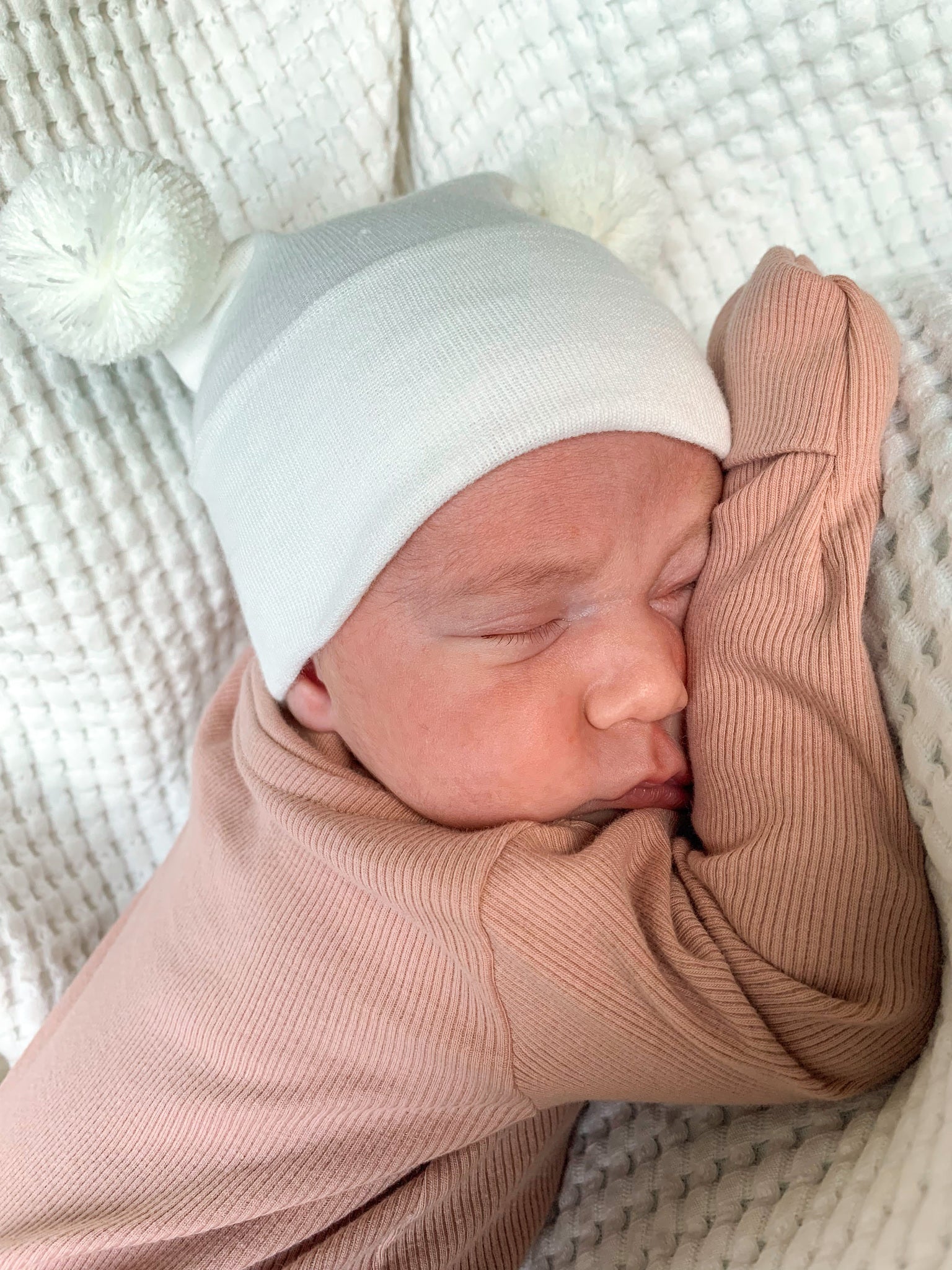 Newborn Hat - Double Pompom