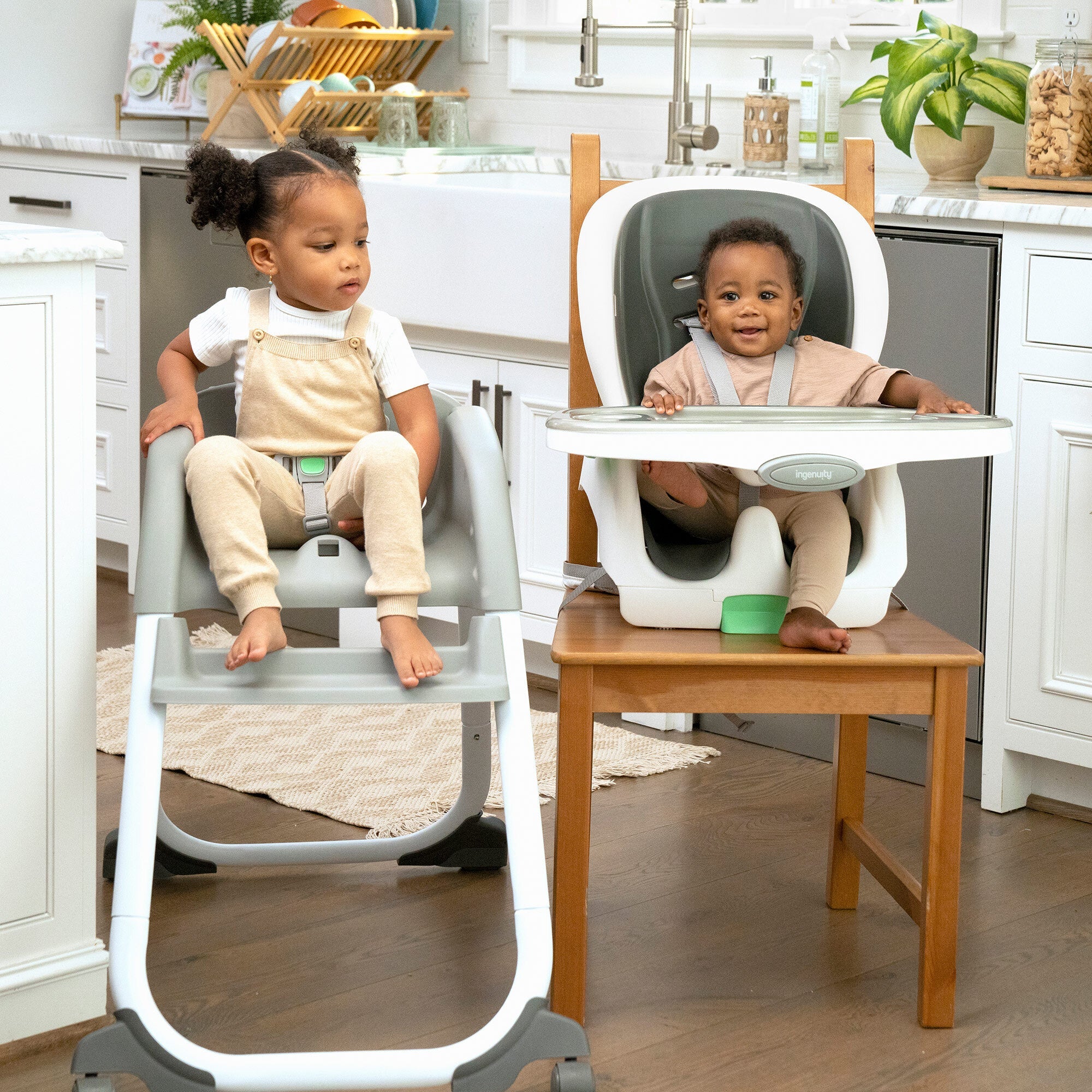 Full Courseâ„¢ SmartCleanâ„¢ 6-in-1 High Chair â€“ Slateâ„¢