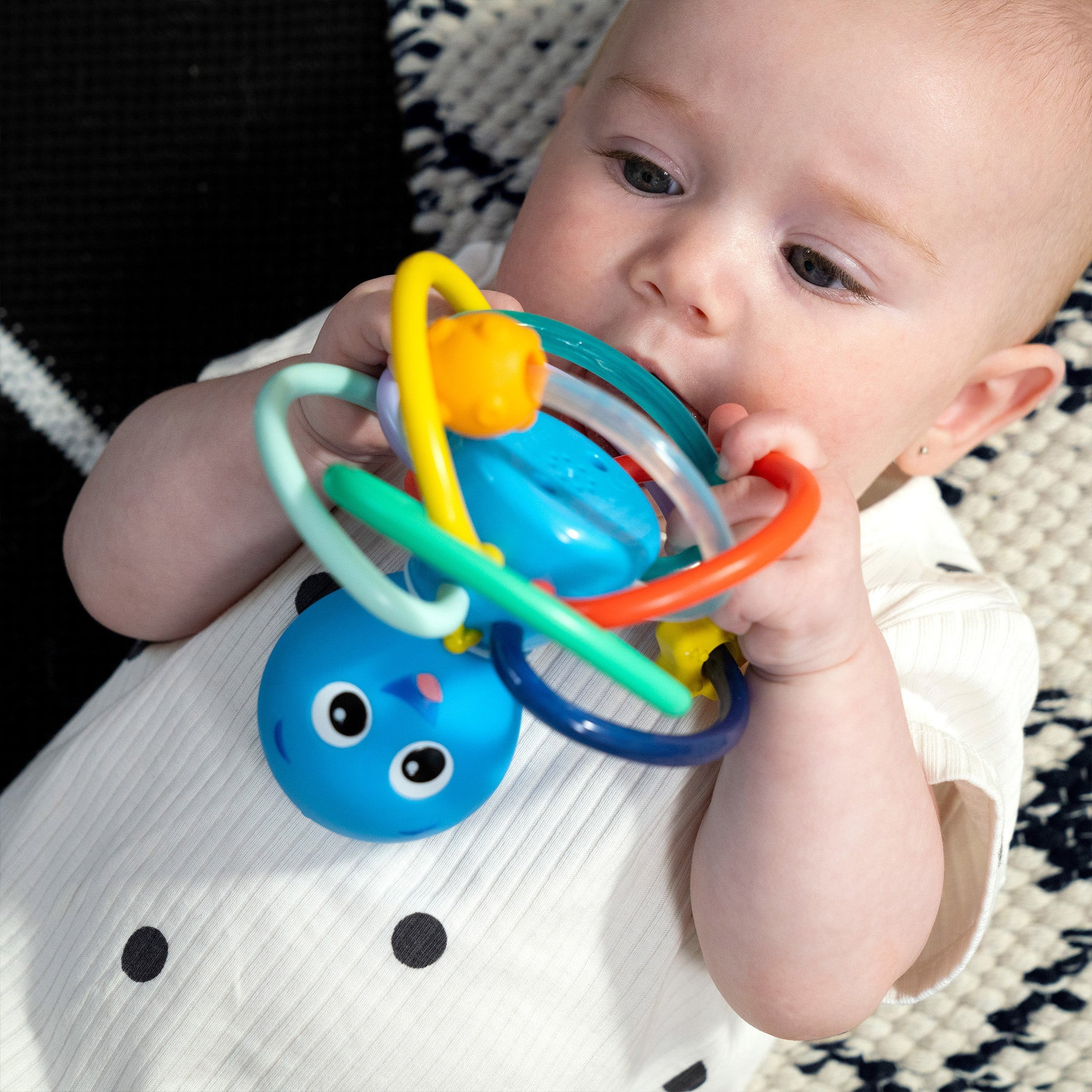 Opusâ€™s Shake & Sootheâ„¢ Teether Toy & Rattle